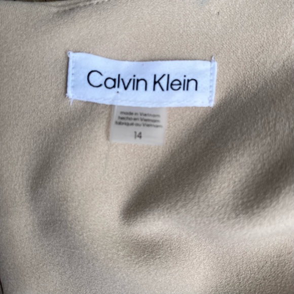 NWT! Calvin Klein belted sheath dress! - Picture 6 of 7
